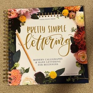 NEW Calligraphy and hand lettering book